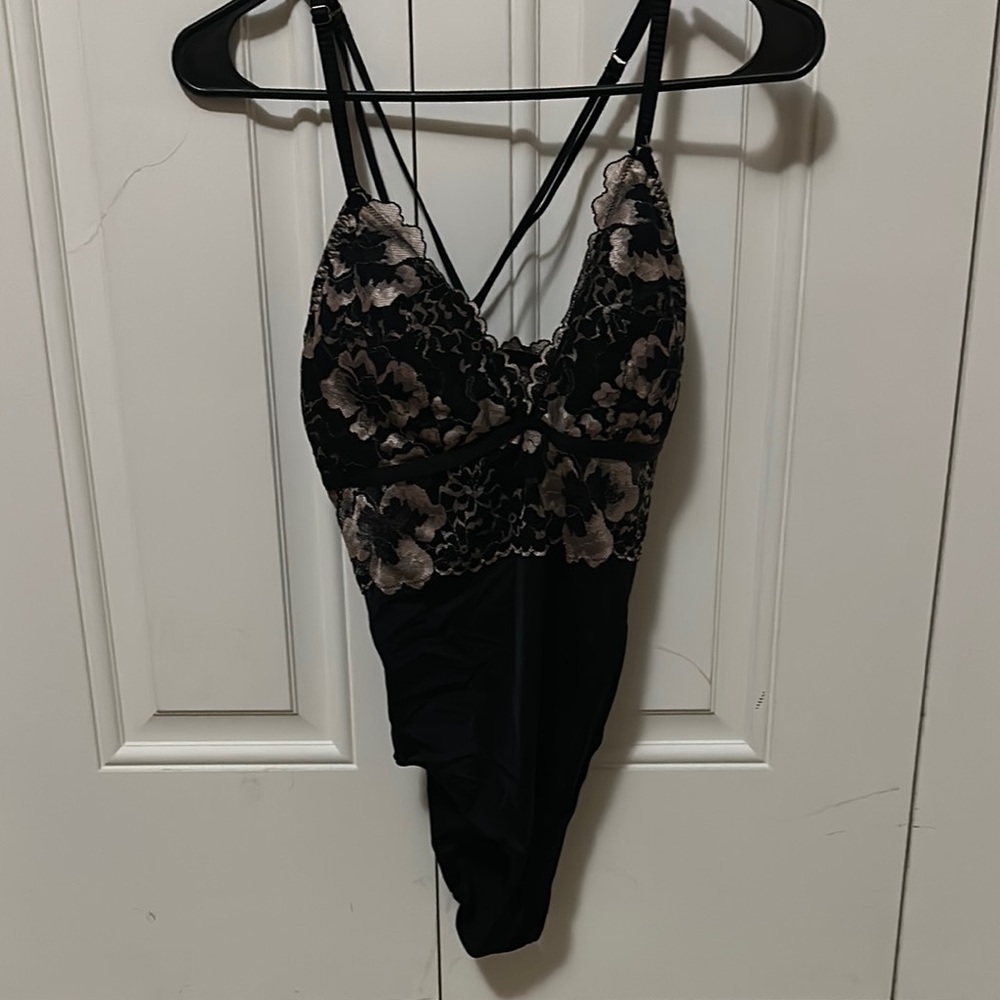 Auden Black and Cream Floral Chemise